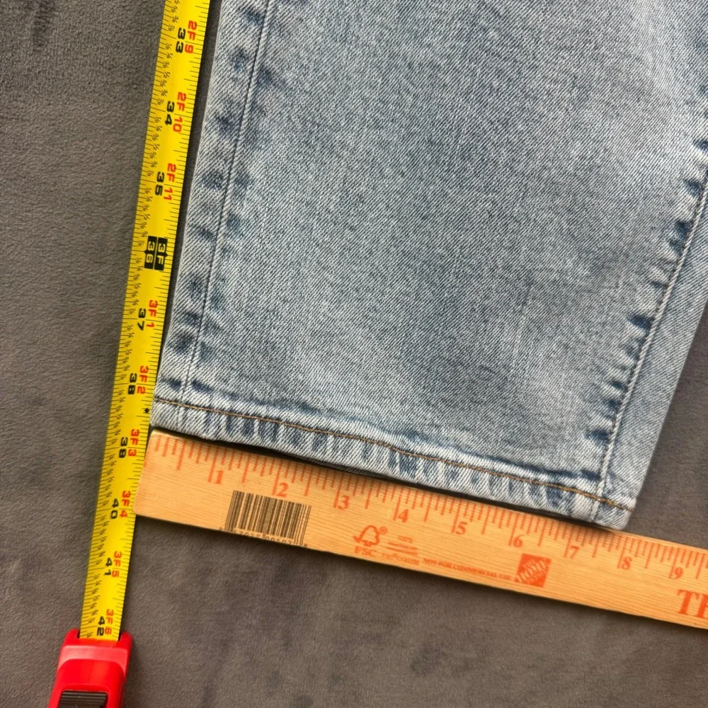 American Eagle Mens Easy Flex Straight Jeans Light Wash Blue 38x30 Denim Pants